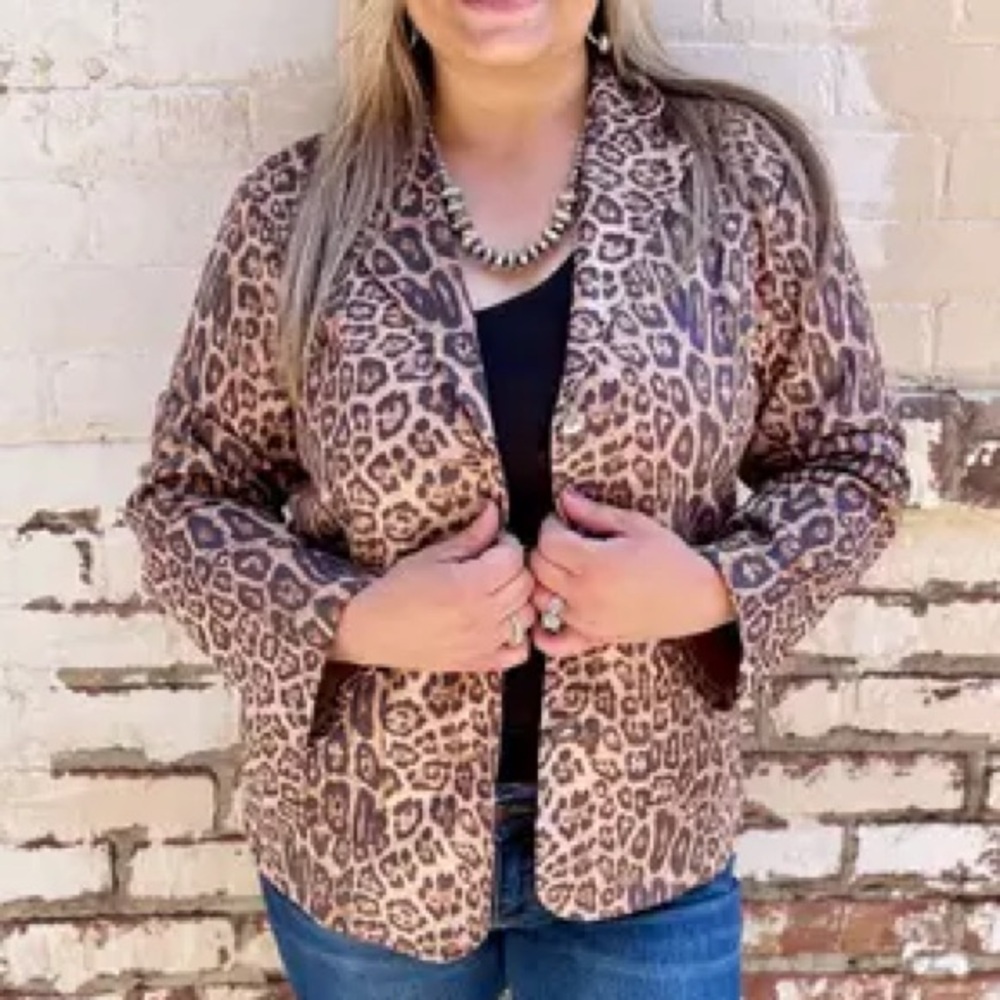 Leopard print blazer with buffalo buttons and pockets
